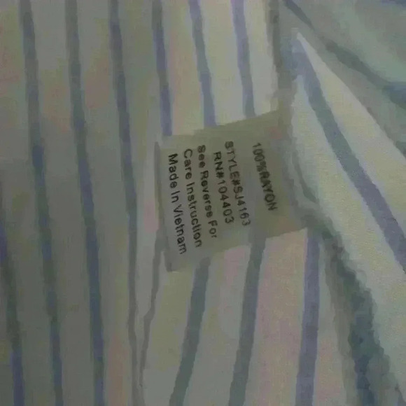 blue pepper size L 100% rayon blue and white stripe lightweight top - Picture 3 of 4